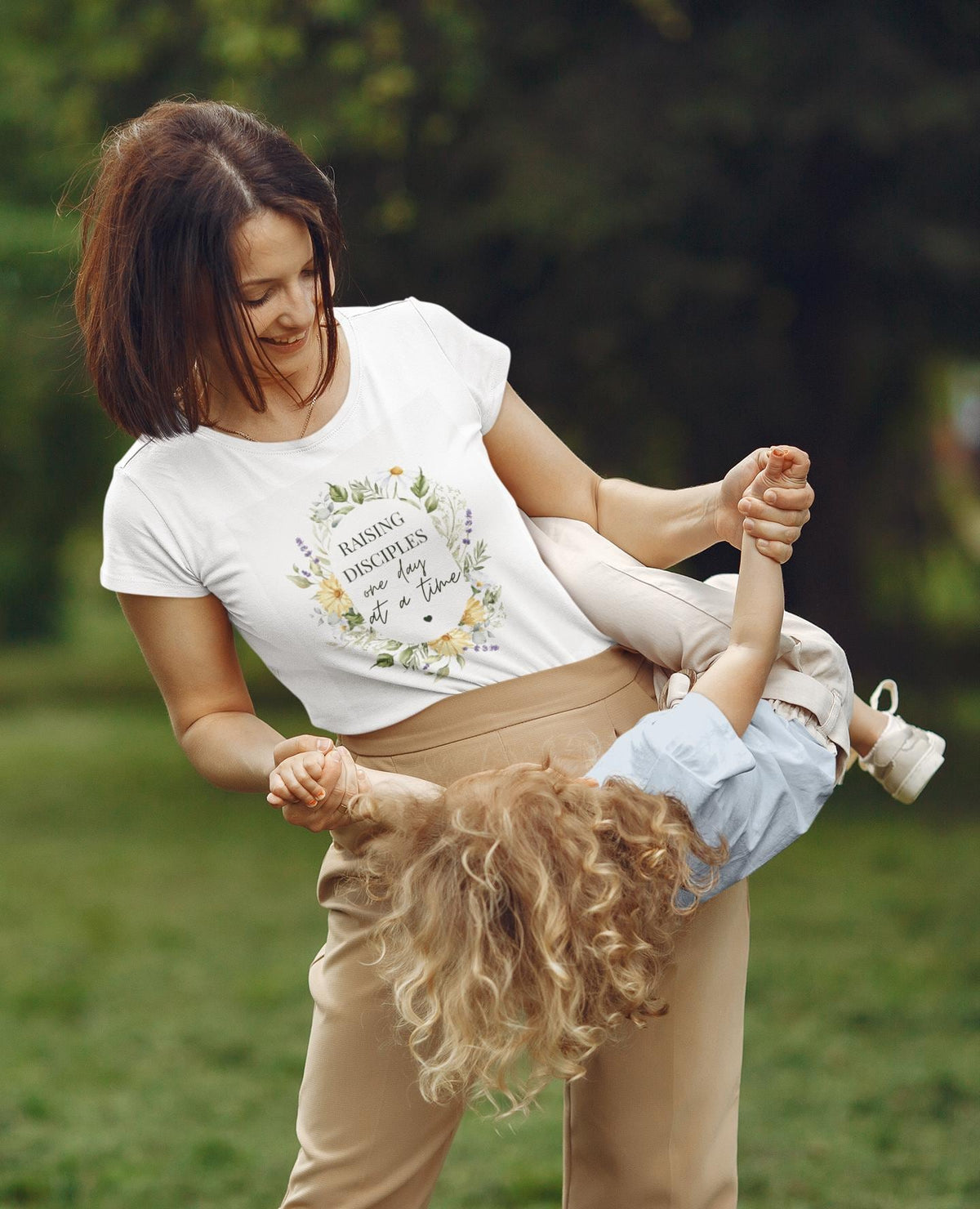 One Day at a Time Women’s Boxy Tee | Oversized Comfort Colors Christian Shirt | Faith Based Encouragement T-Shirt | Laidback Spiritual Tee
